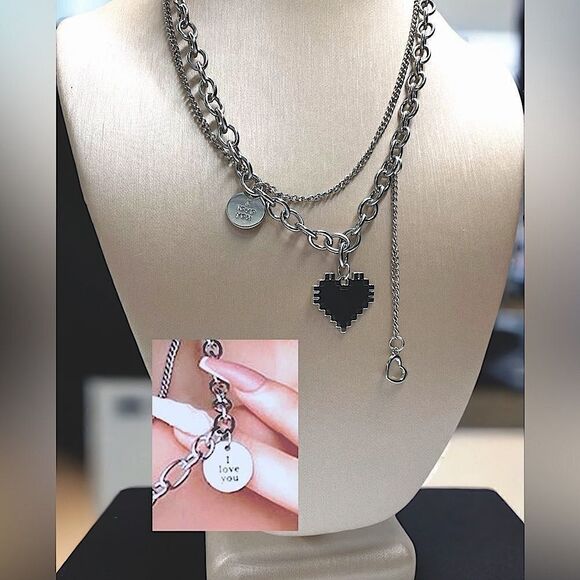 I Love You l Black Heart 🖤 Rhinestone l Necklace l New - Picture 3 of 7